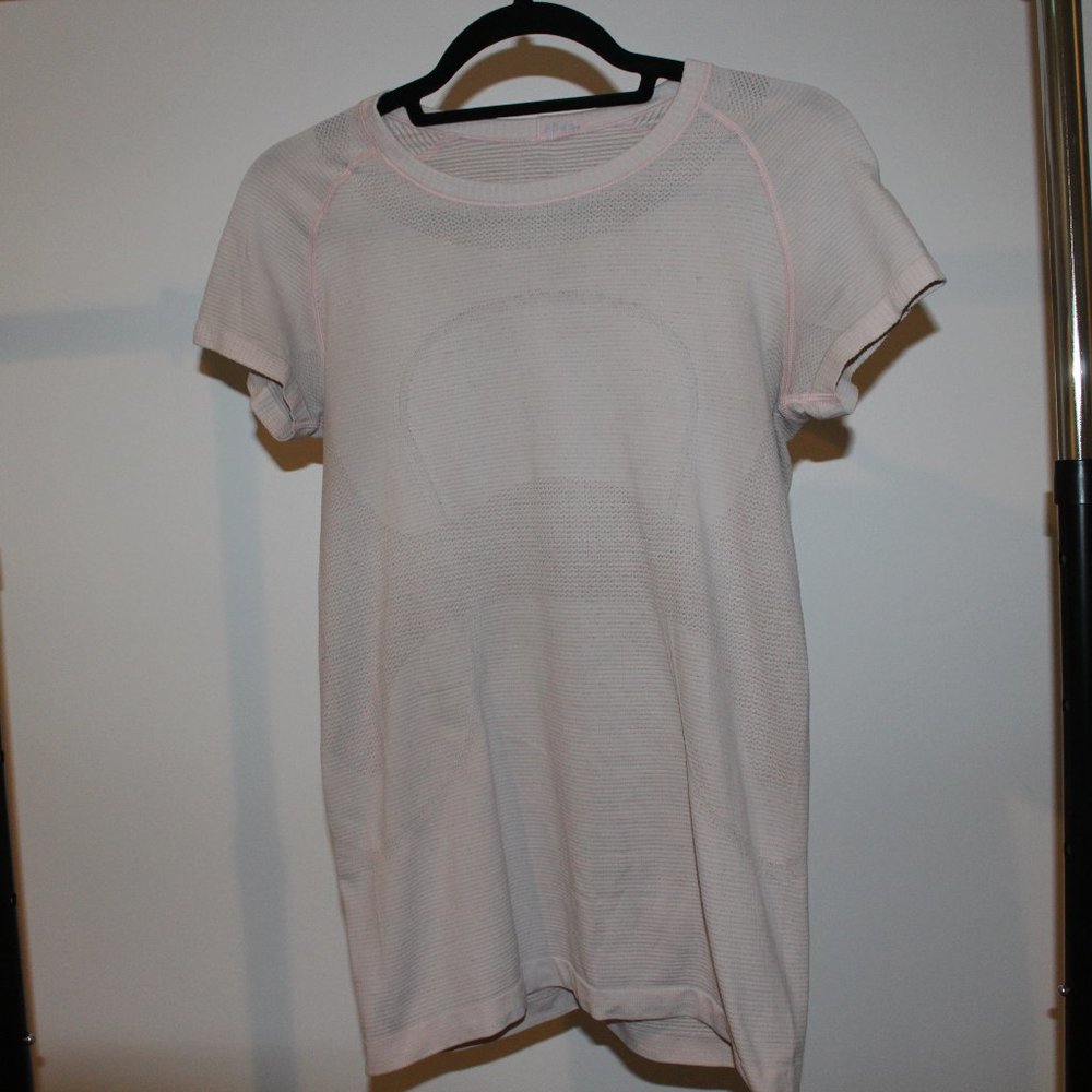 Lululemon Swiftly Tech Short Sleeve